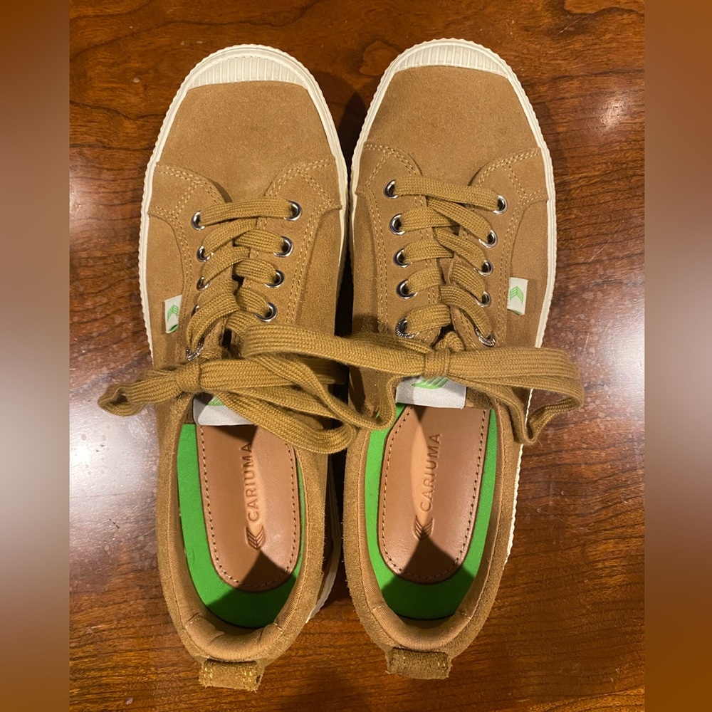 CARIUMA suede sneakers